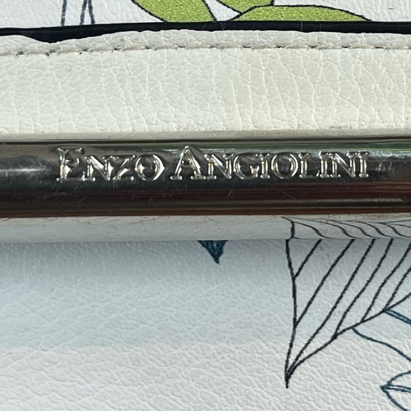 Enzo Angiolini Floral Wallet Tri-Fold Card Slot Zipper Pocket - Picture 3 of 14